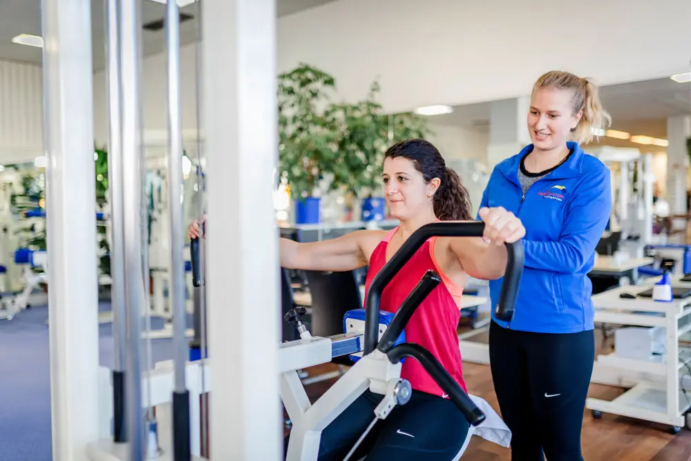 rehazentrum-weingarten-ravensburg-therapie-fitness-geraetetraining-006